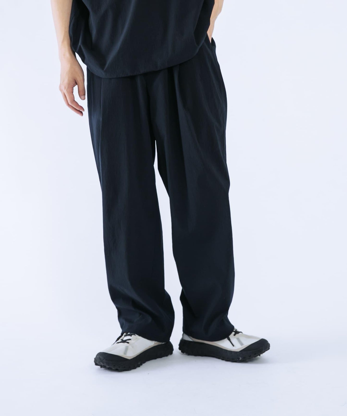 吸水速乾透氣輕量 DOT AIR TROUSERS