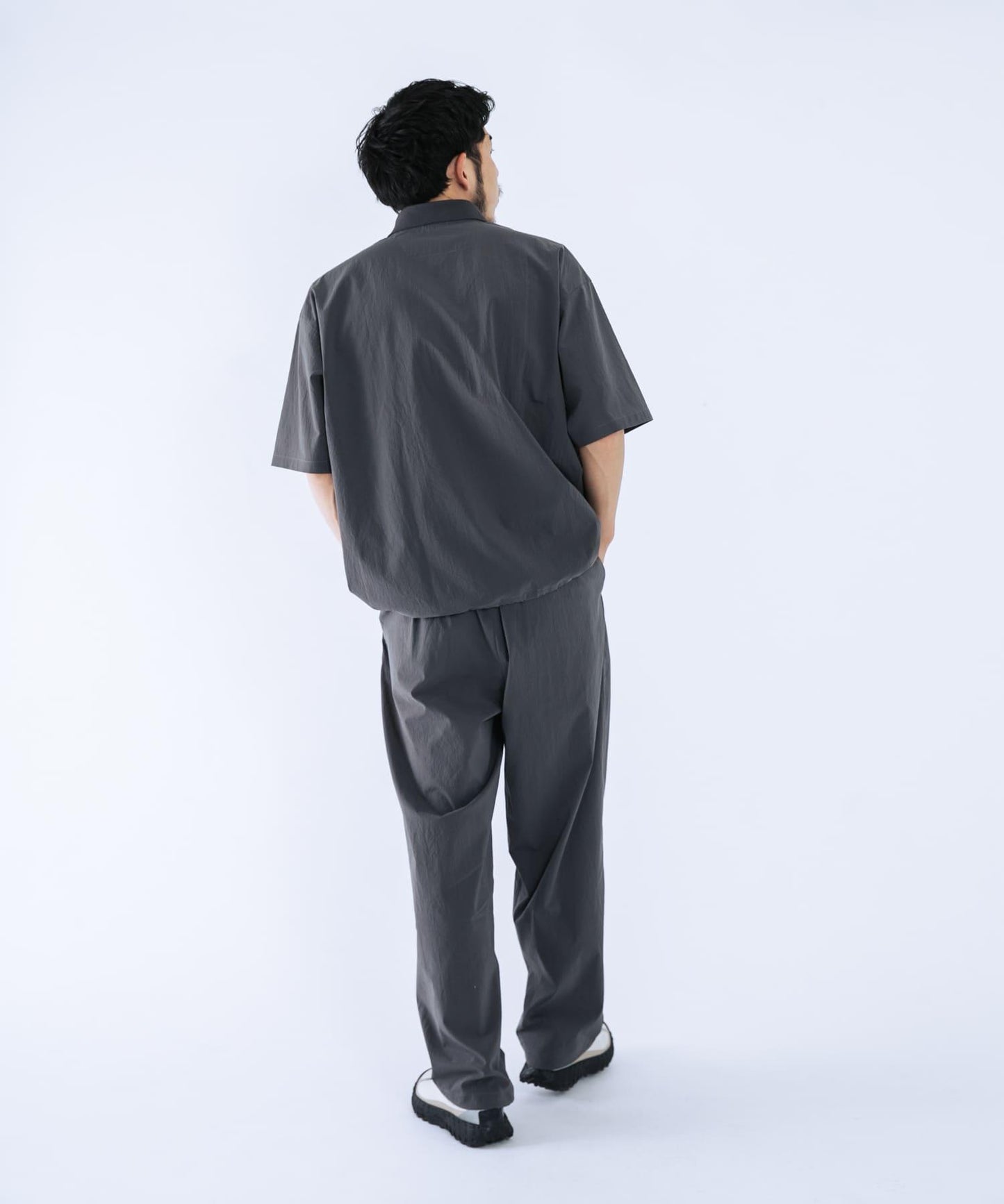 吸水速乾透氣輕量 DOT AIR PULLOVER SHIRTS