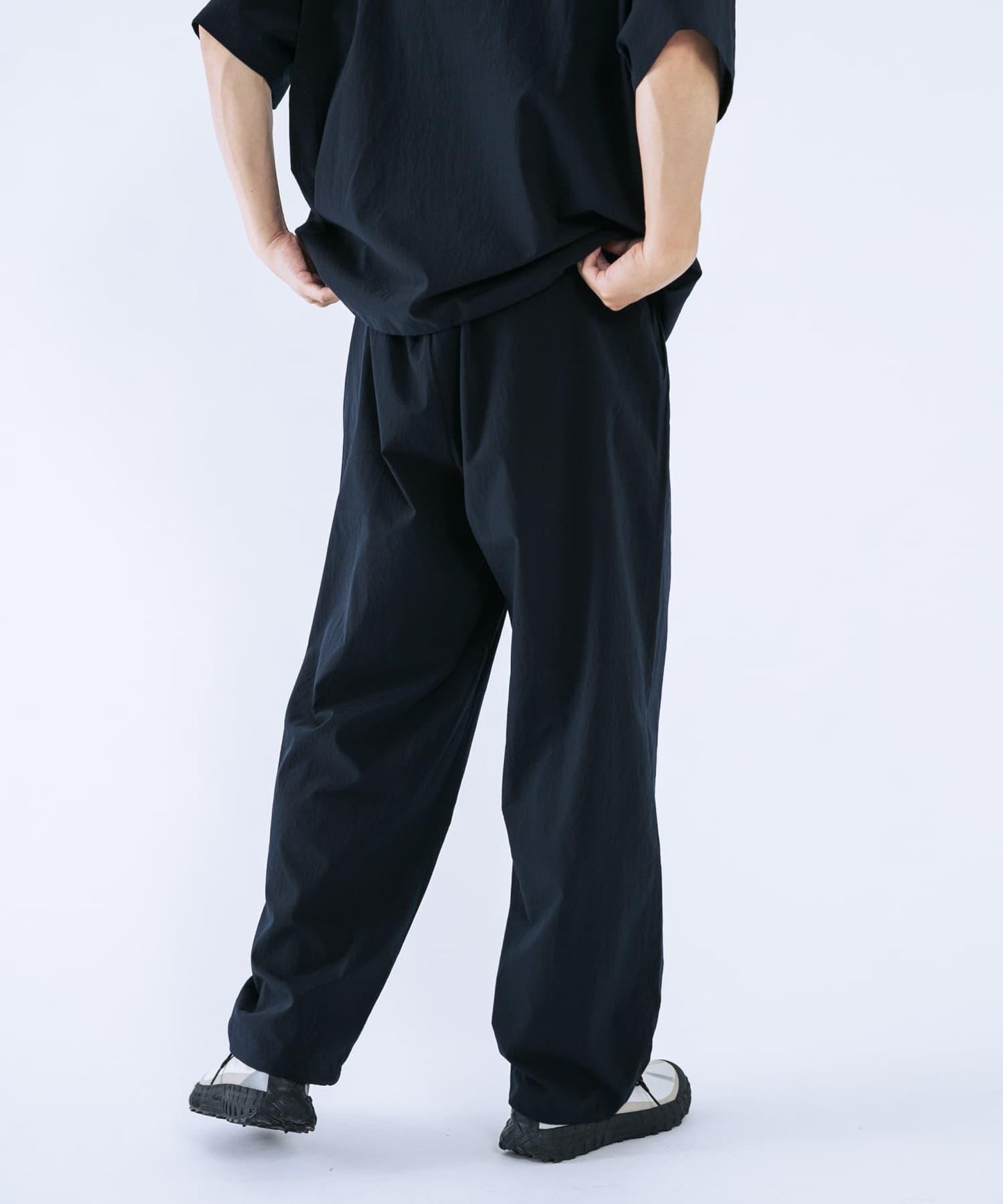 吸水速乾透氣輕量 DOT AIR TROUSERS