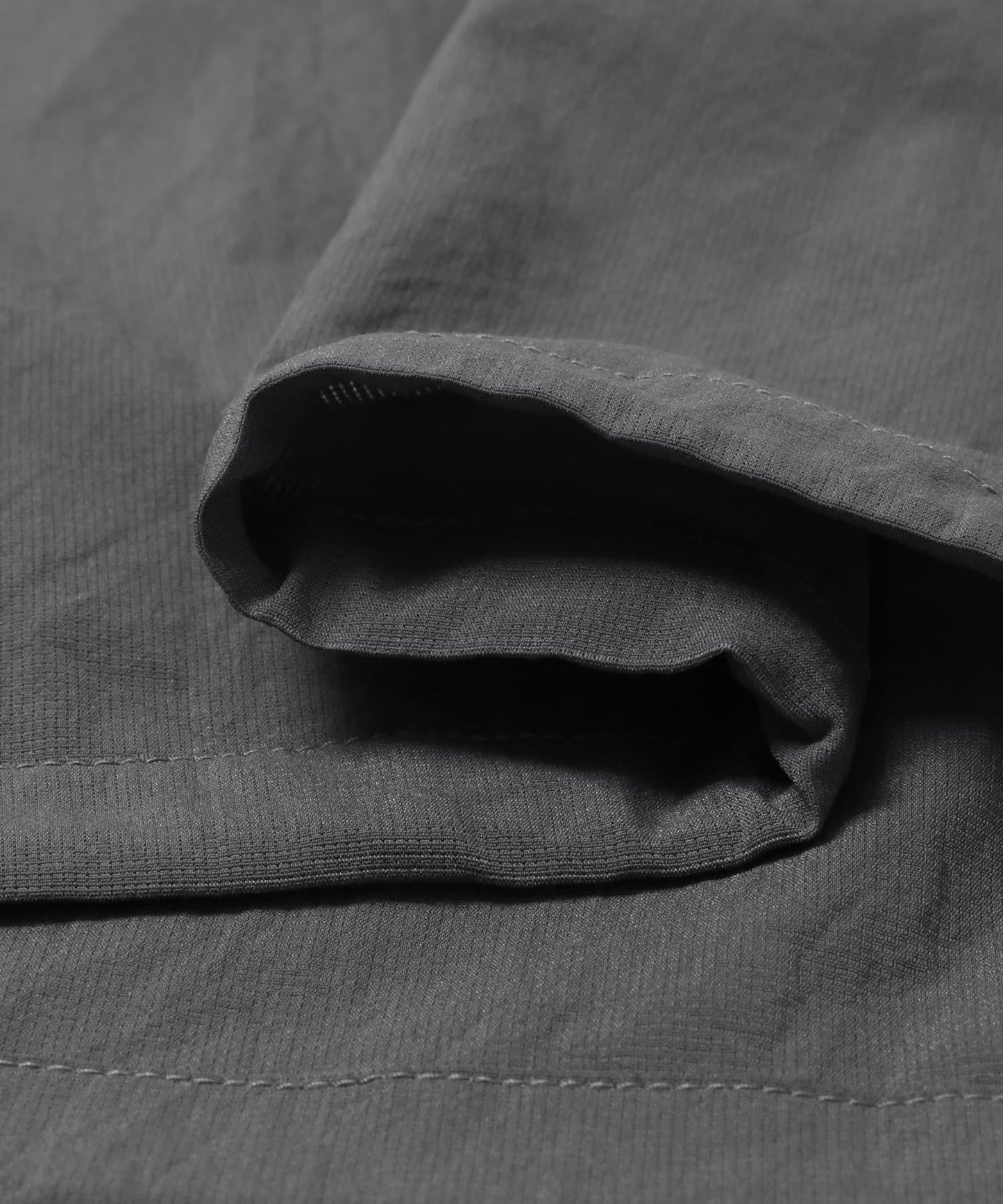 吸溼速乾透氣輕量 DOT AIR SHORT-SLEEVE PULLOVER