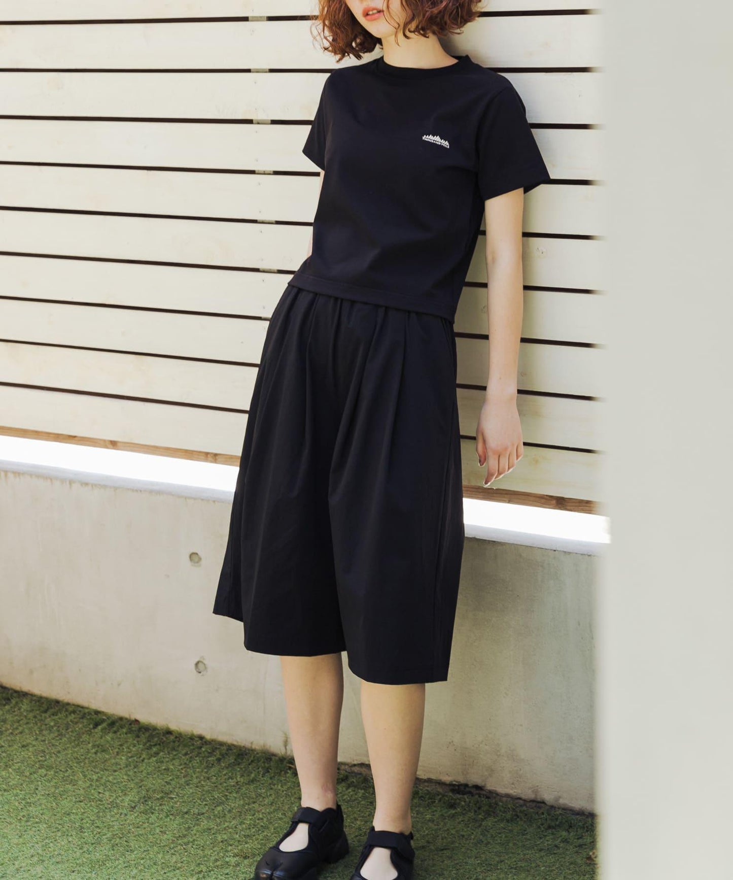 THOUSAND MILE×URBAN RESEARCH MID LENGTH TUCK PANTS 潑水吸水速幹防紫外線聯名款長褲