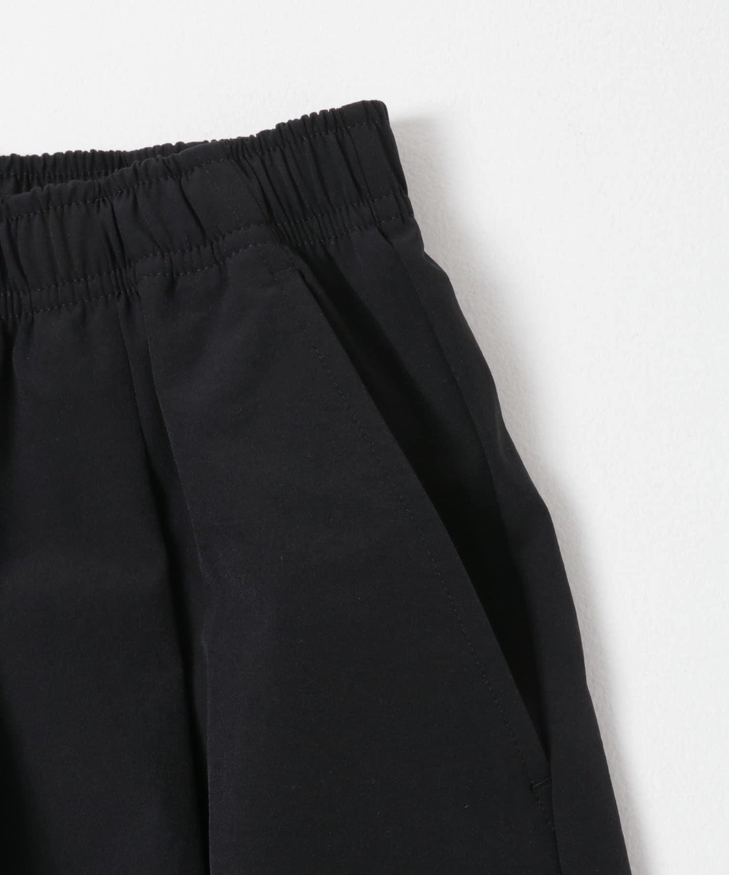 THOUSAND MILE×URBAN RESEARCH MID LENGTH TUCK PANTS 潑水吸水速幹防紫外線聯名款長褲