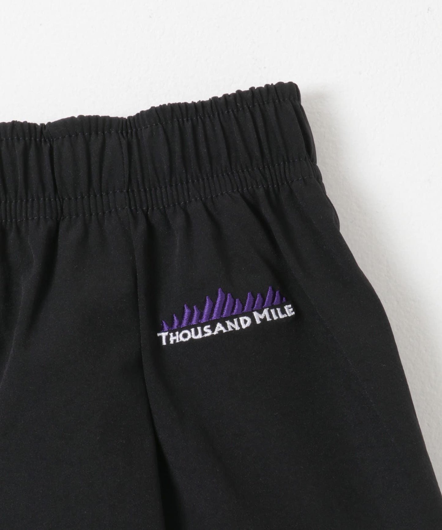 THOUSAND MILE×URBAN RESEARCH MID LENGTH TUCK PANTS 潑水吸水速幹防紫外線聯名款長褲