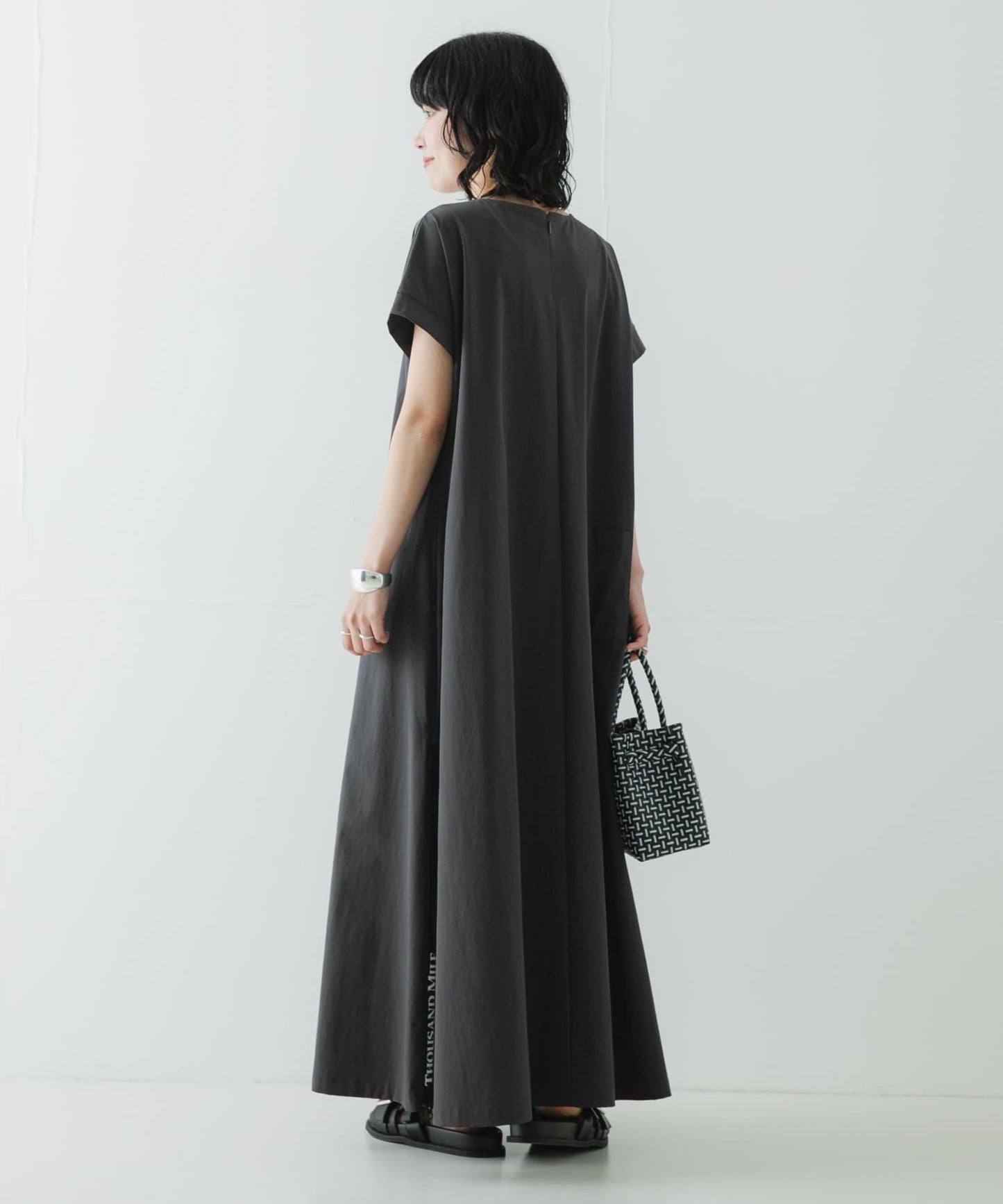 吸水速幹 UV防曬 易打理 THOUSAND MILE×URBAN RESEARCH FRENCH SLEEVE DRESS