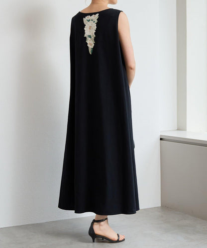 刺繡連衣裙