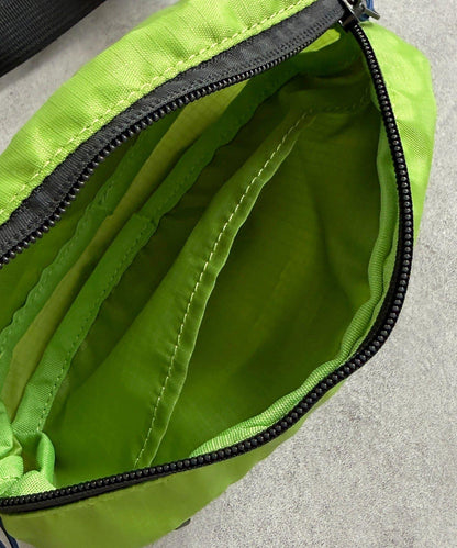 OUTDOOR PRODUCTS 彩色斜挎包