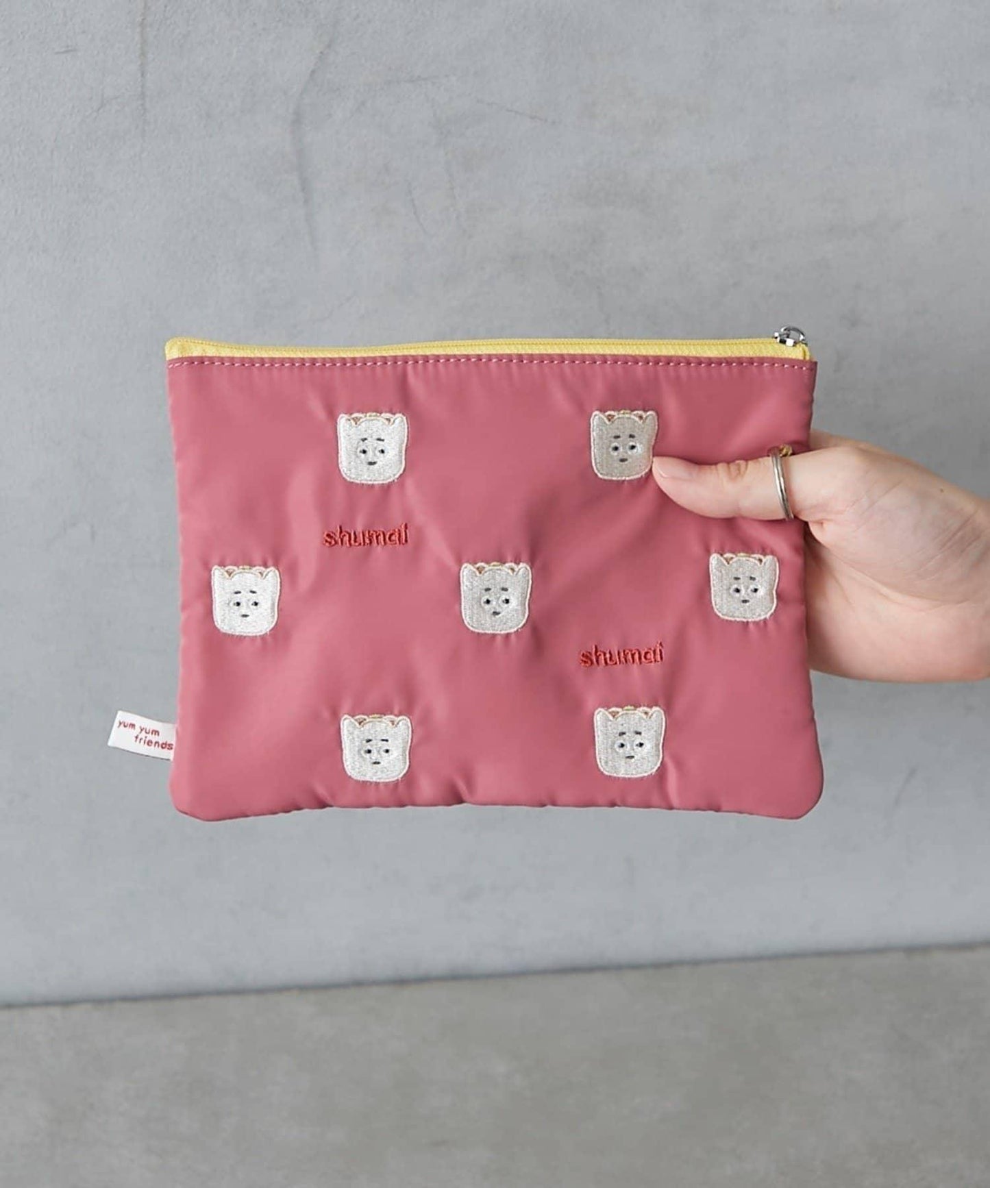 YUM YUM FRIENDS 刺繡化妝包