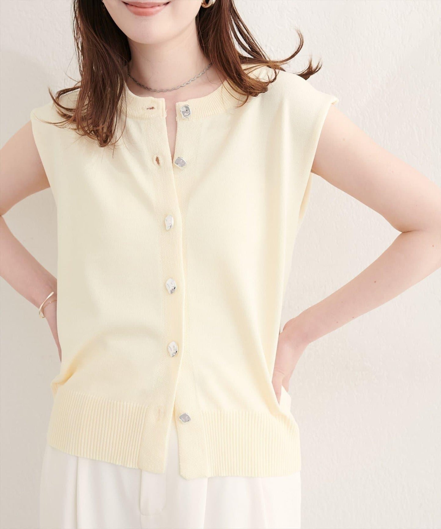 natural couture 紐扣無袖針織衫