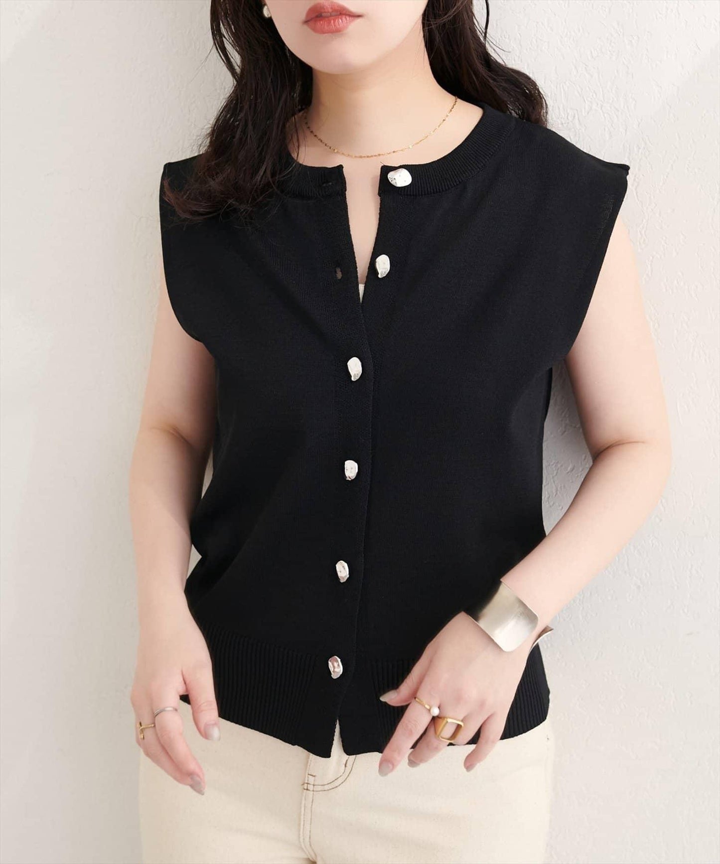 natural couture 紐扣無袖針織衫