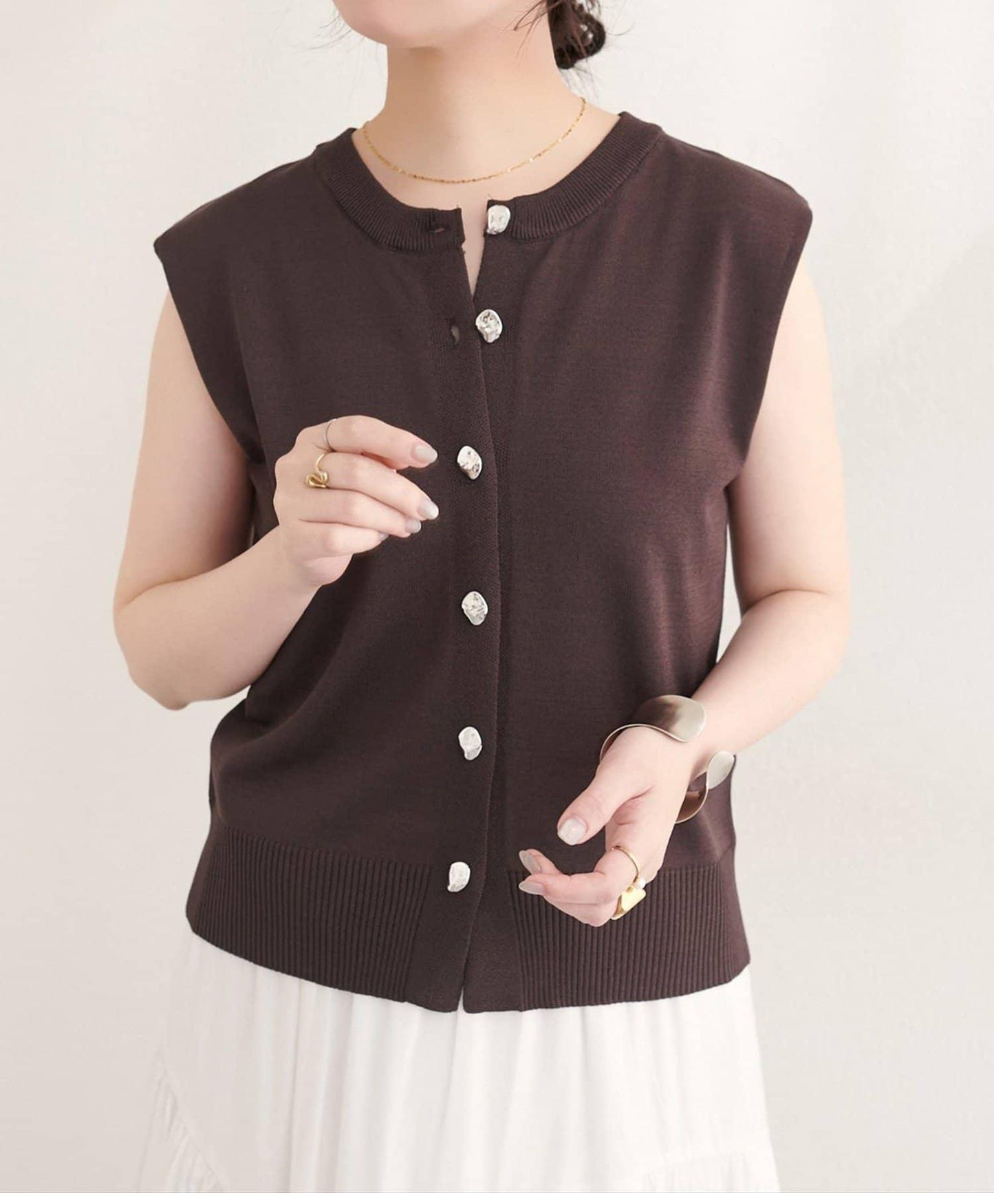 natural couture 紐扣無袖針織衫
