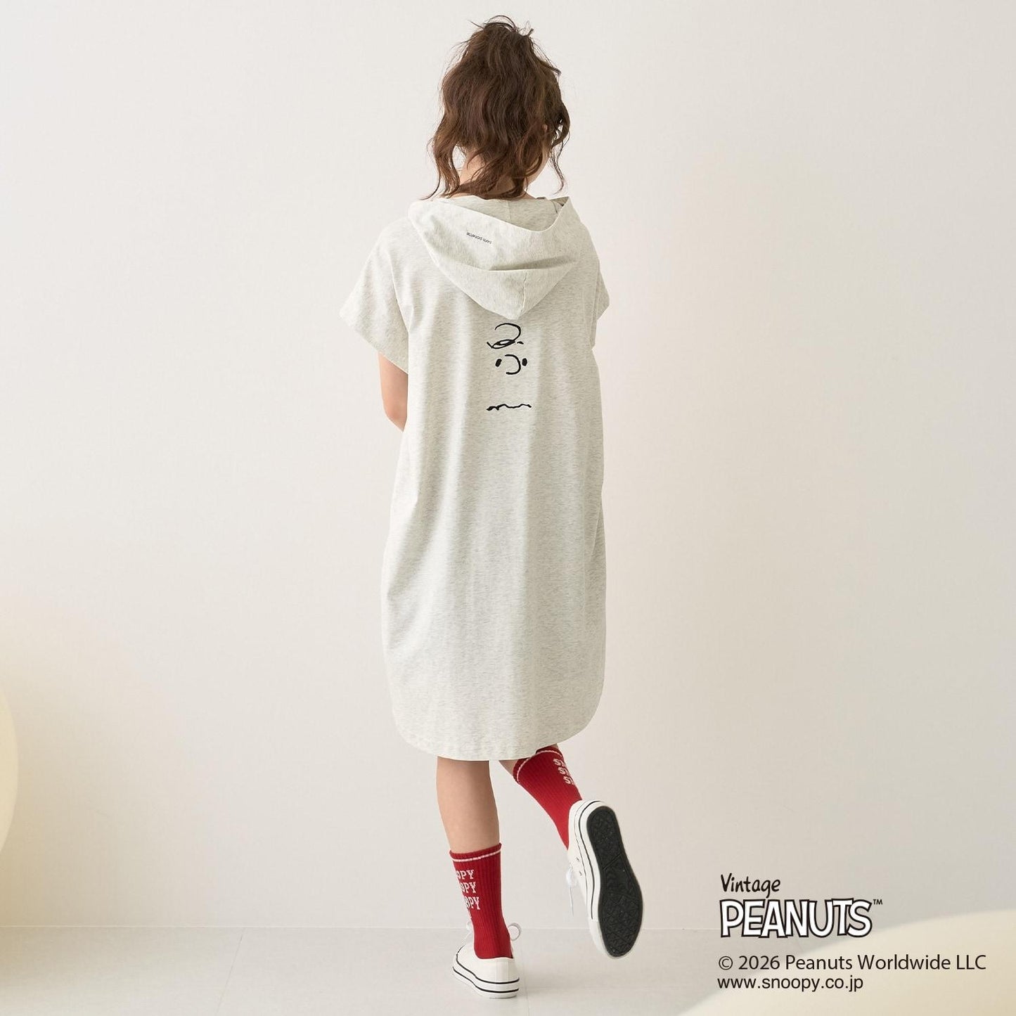 《PEANUTS》 接觸冷感 法式連帽連衣裙