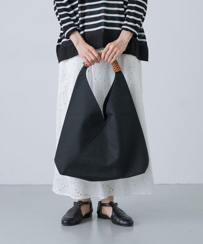 KAMARO’AN WOVEN TRIANGLE BAG 58