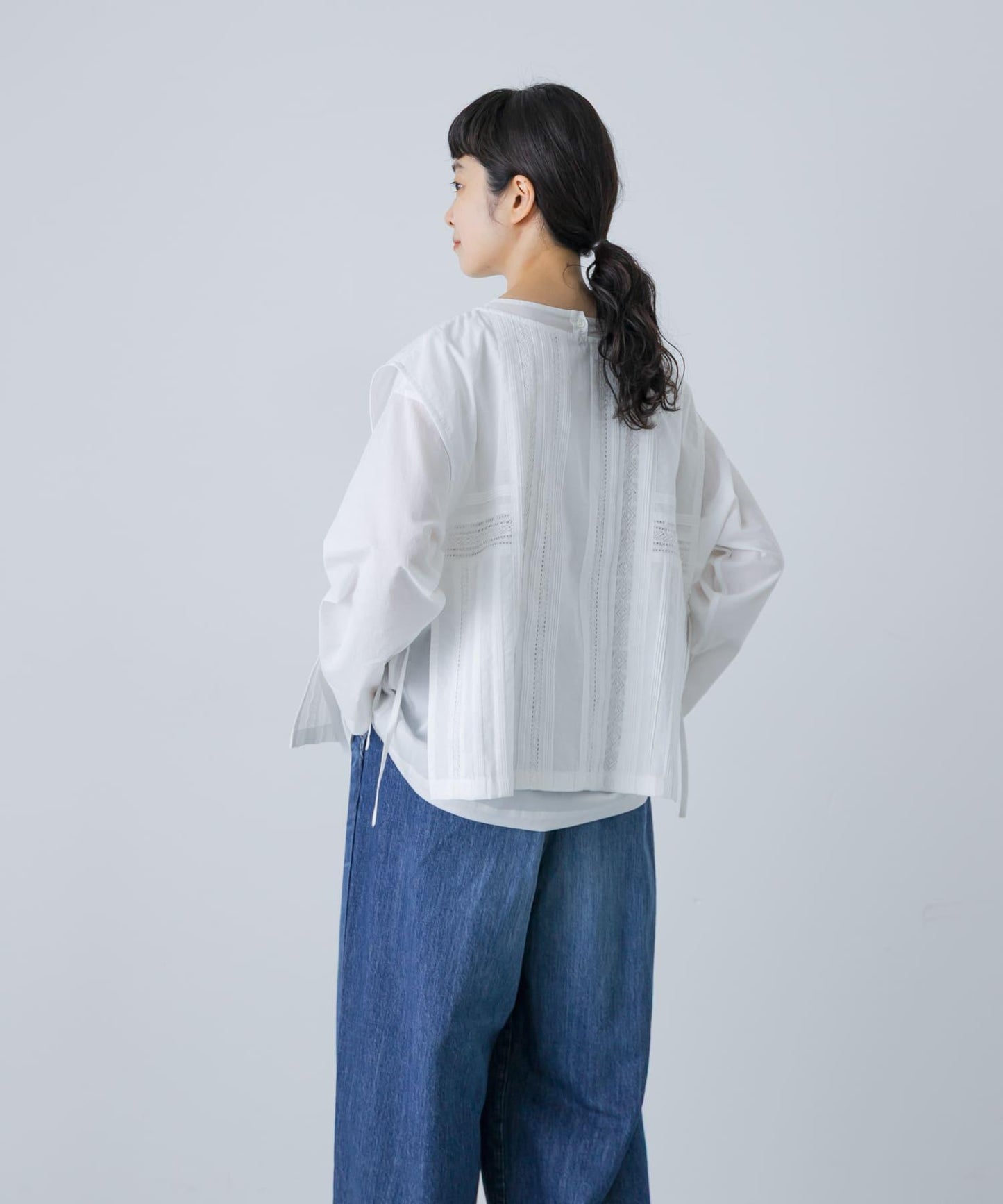 蕾絲褶飾馬甲套裝襯衫