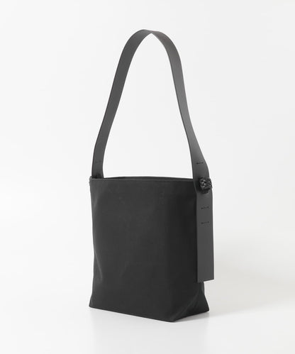 KAMARO’AN TAFOLOD SHOULDER BAG