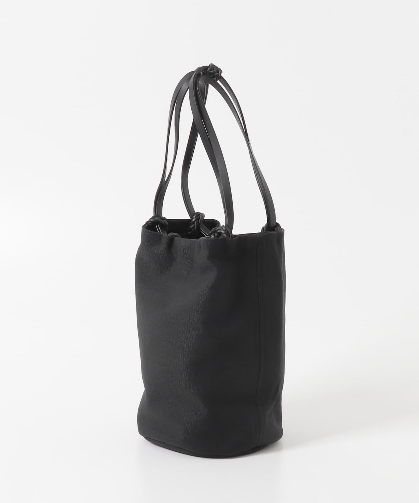 KAMARO’AN WOVEN DRAWSTRING BUCKET