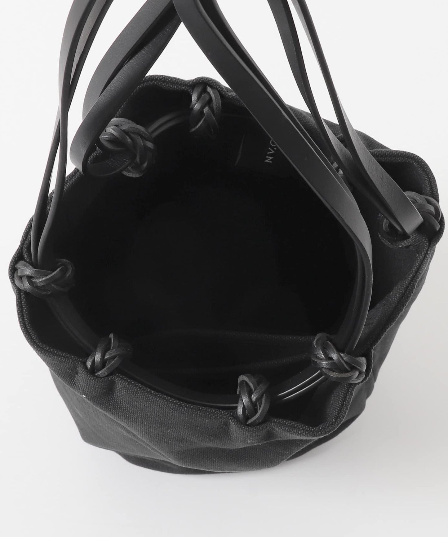 KAMARO’AN WOVEN DRAWSTRING BUCKET