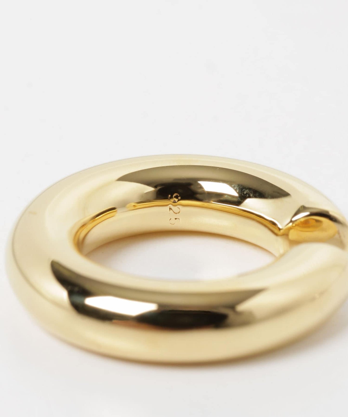 TOM WOOD Chunky Ear Cuff Gold M