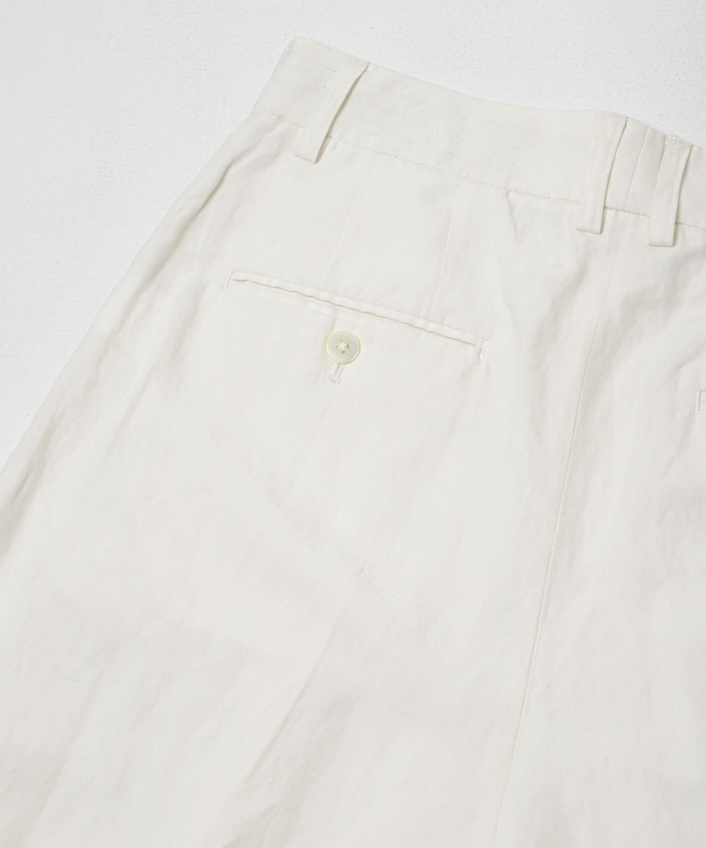 new basic SILK LINEN HALF PANTS
