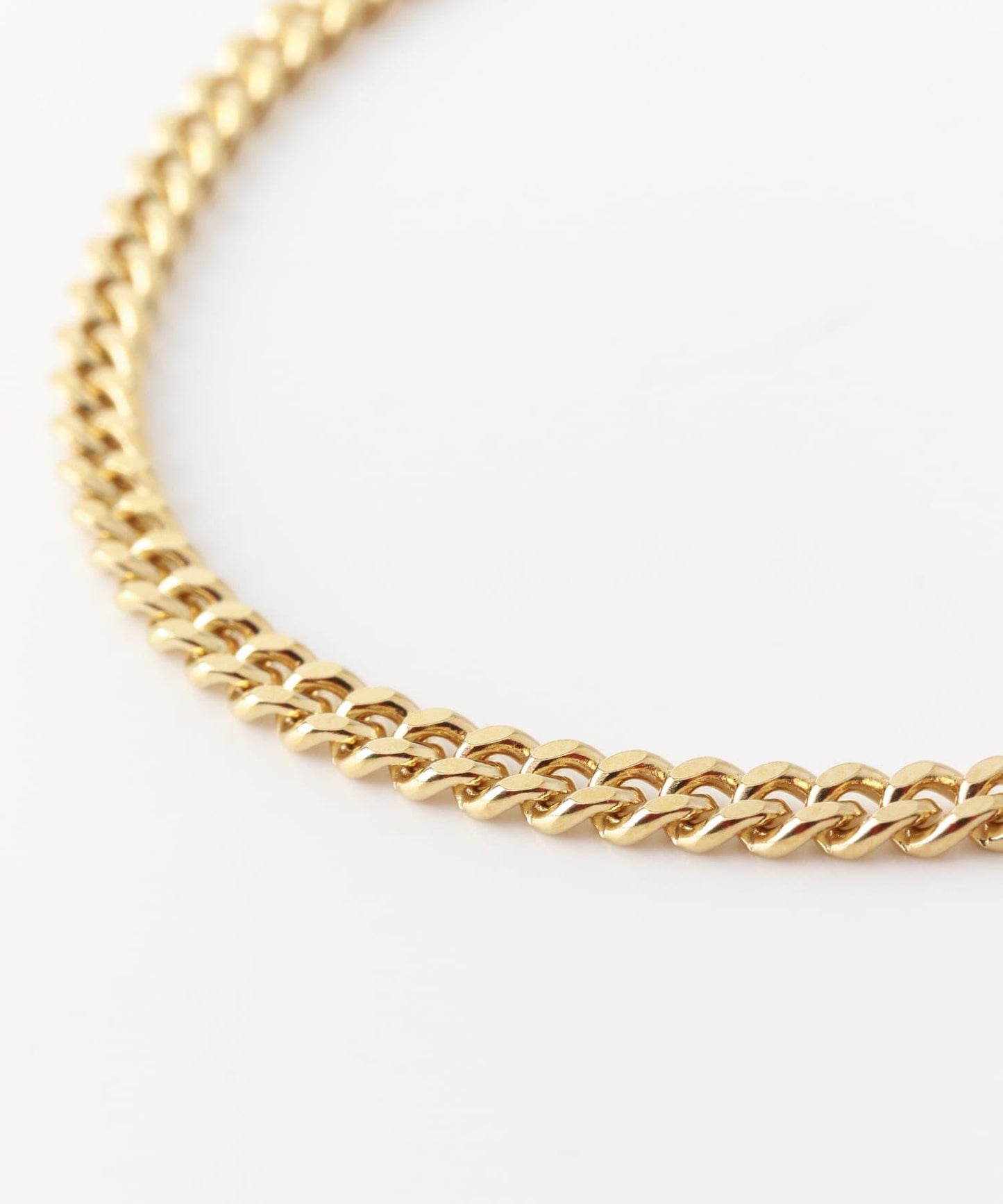 Curb Bracelet M Gold