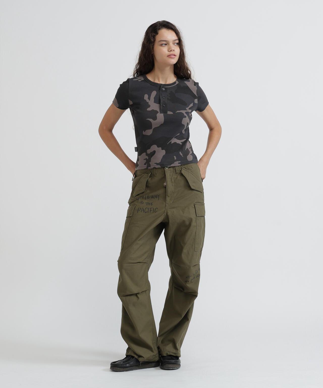DAILY WOMAN RIB CAMO S/S HENLEY NECK T-SHIRT