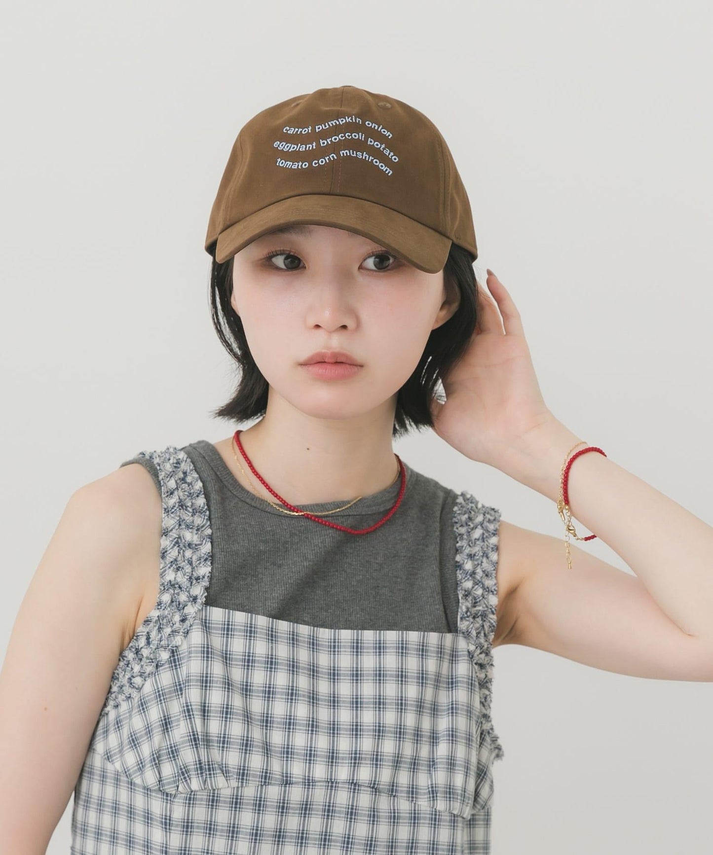 波浪字母刺繡棒球帽