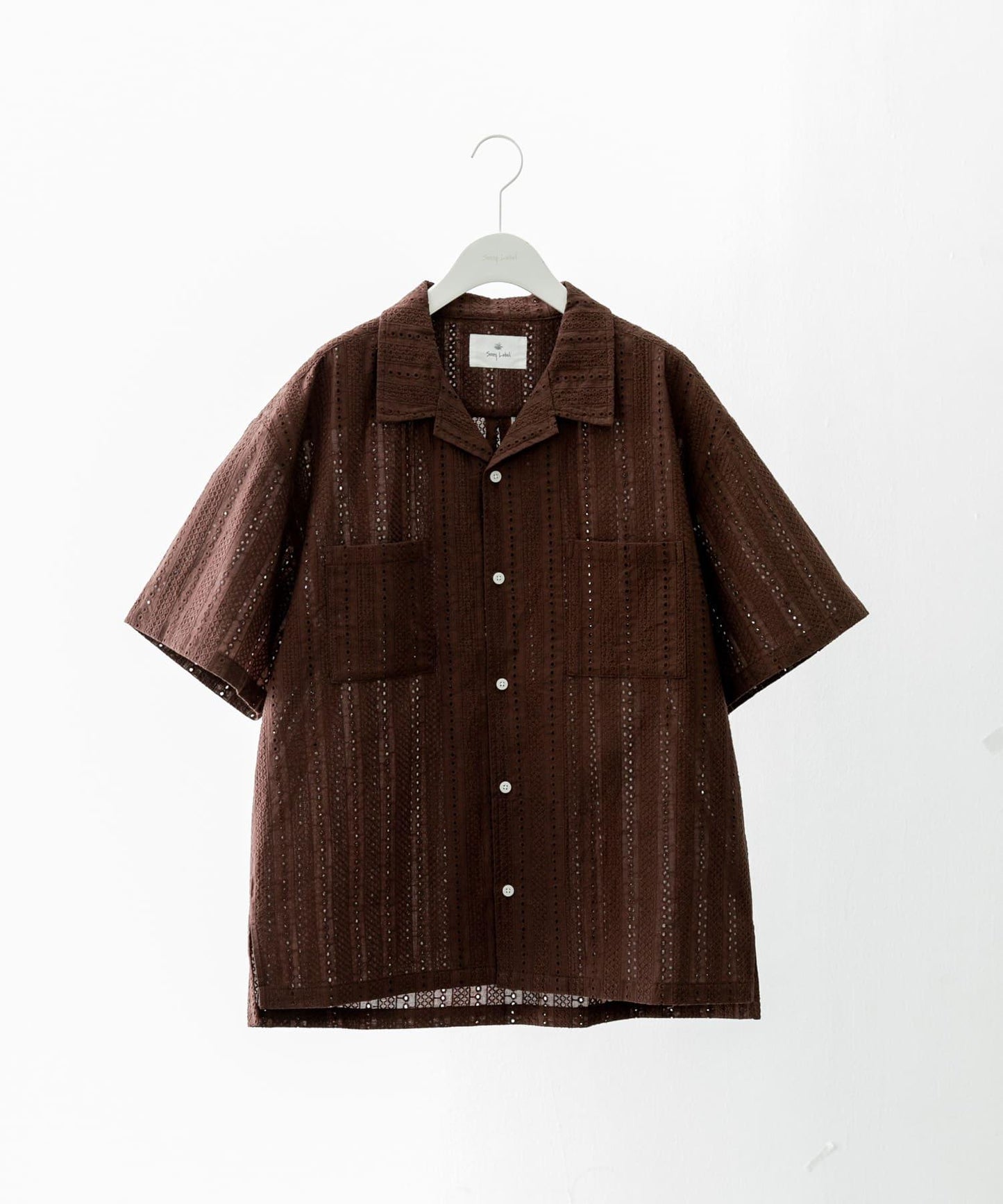 蕾絲刺繡短袖襯衫