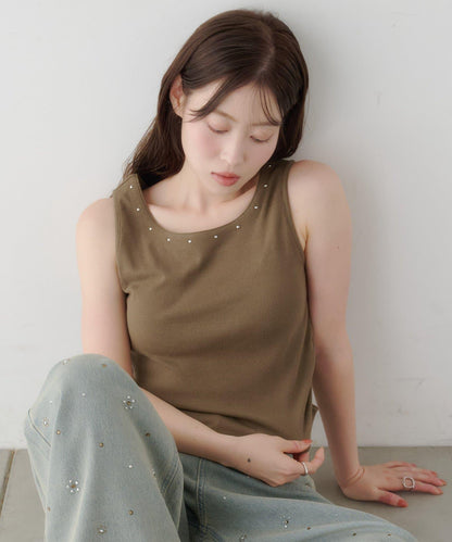 帶罩杯鉚釘背心