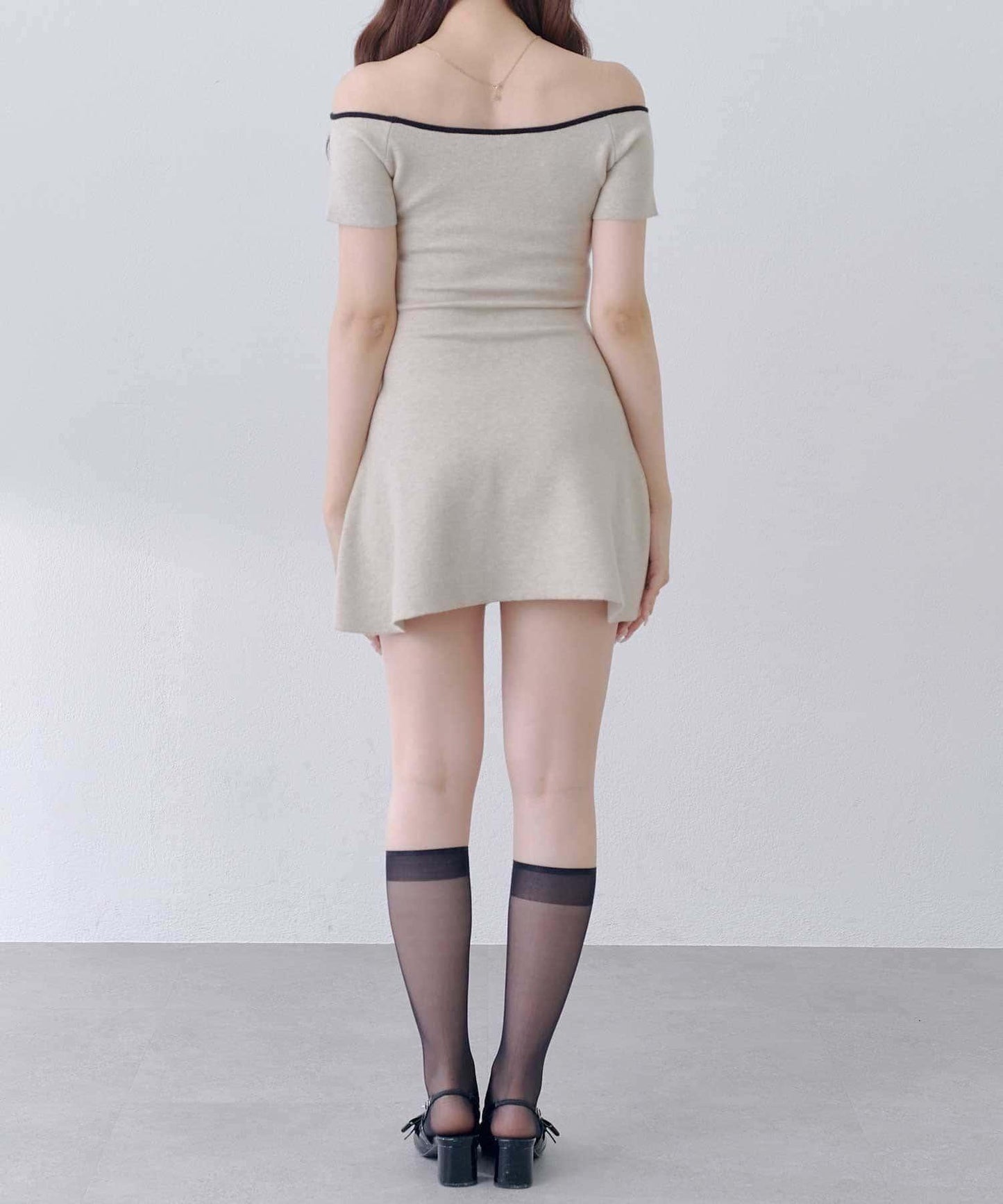 Belle Charme Logo針織喇叭連衣裙
