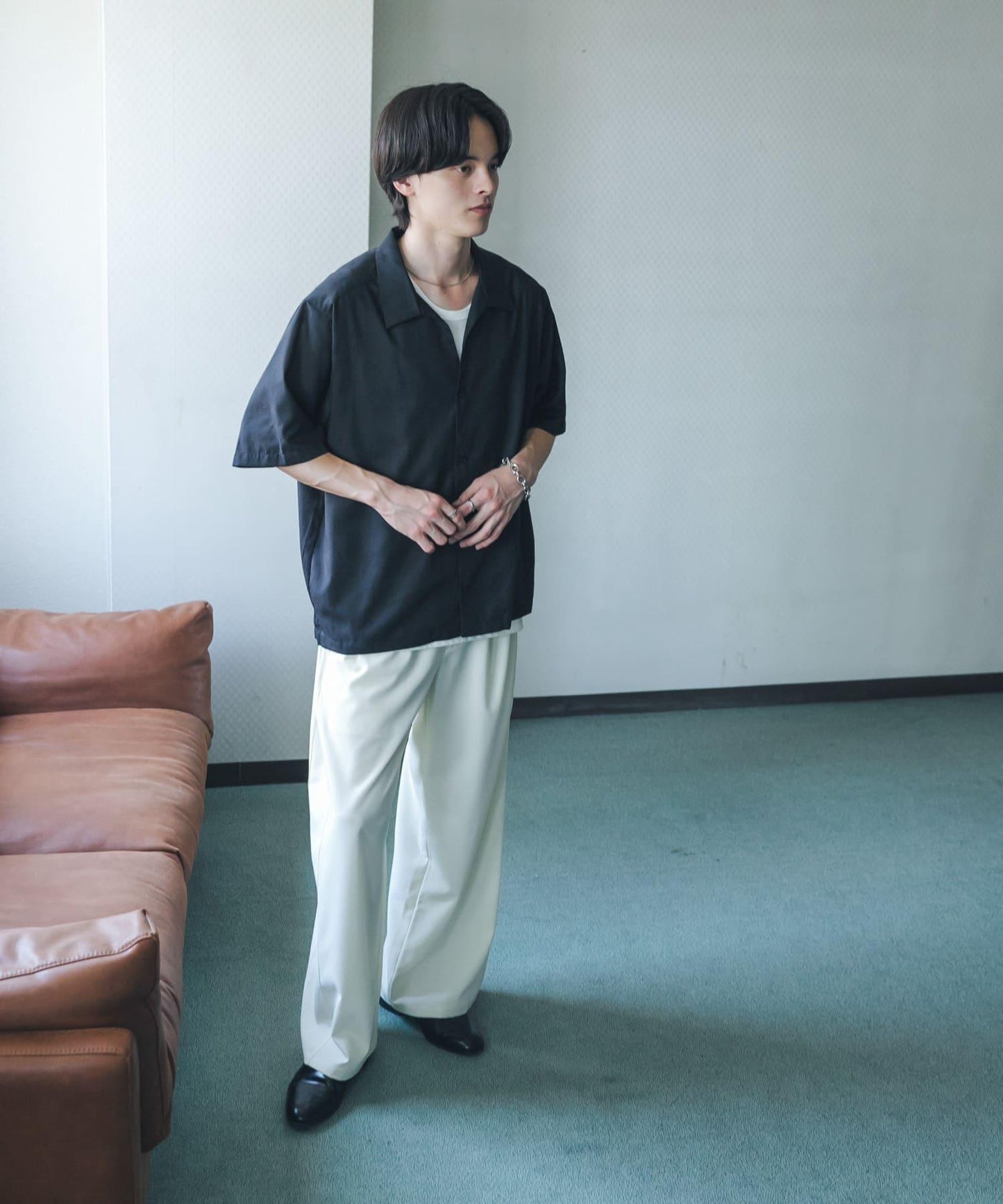 易打理 透膚立領短袖襯衫