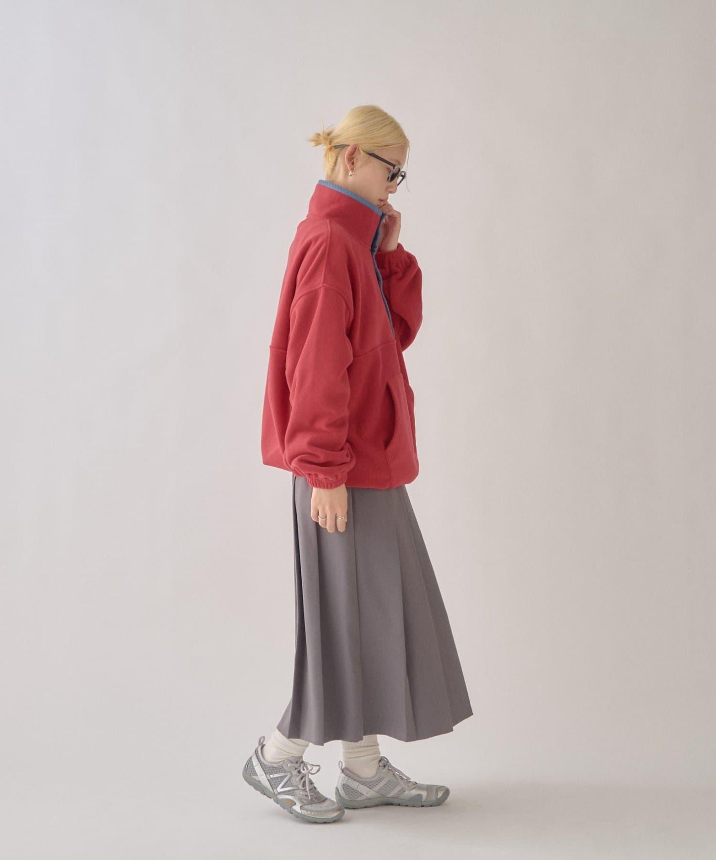 DISCUS 聯名 Oversize 抽繩下襬抓絨套頭衫