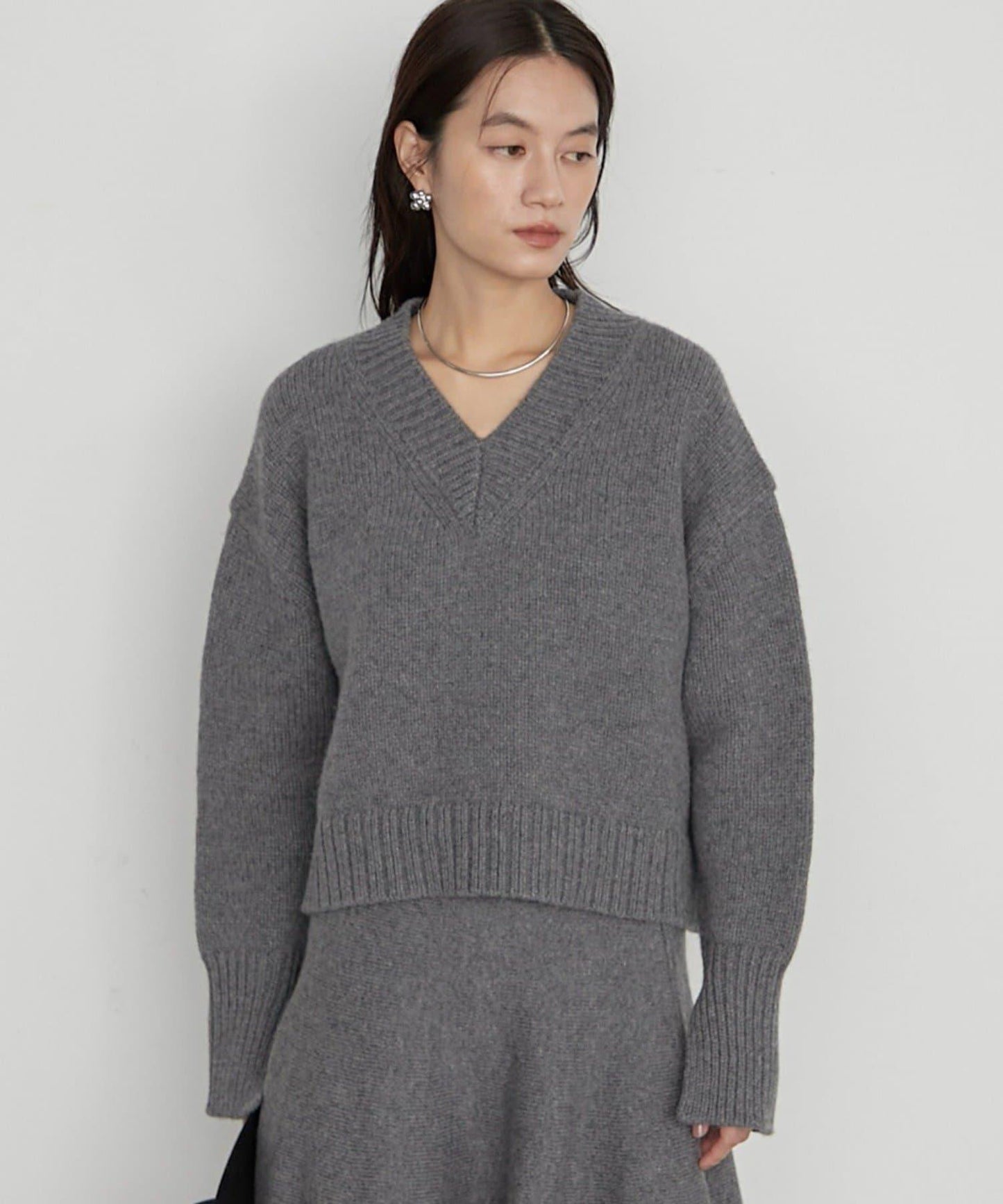 易打理 YAKWOOL V領針織衫