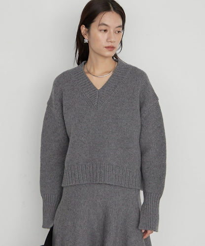 易打理 YAKWOOL V領針織衫