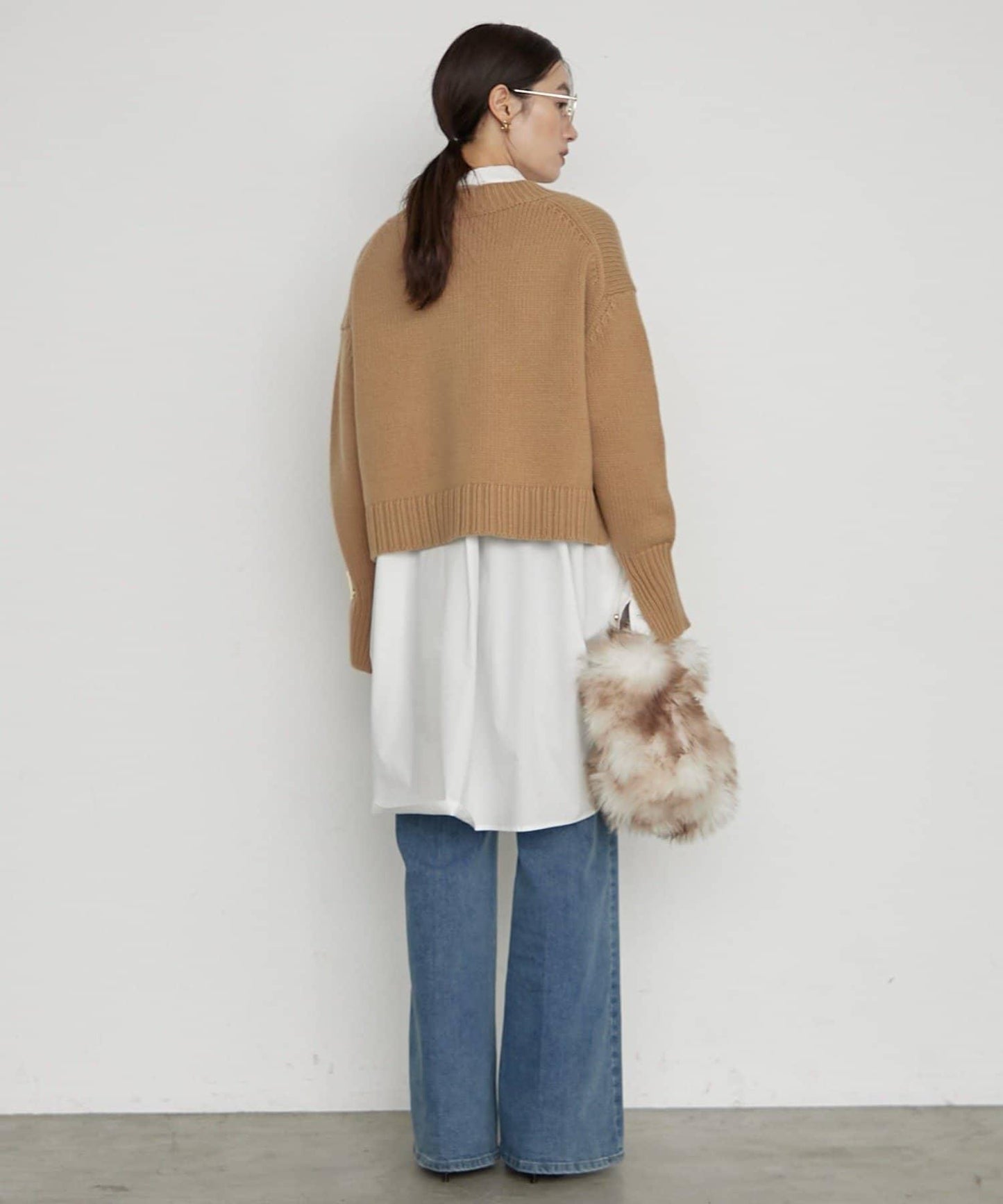 易打理 YAKWOOL V領針織衫