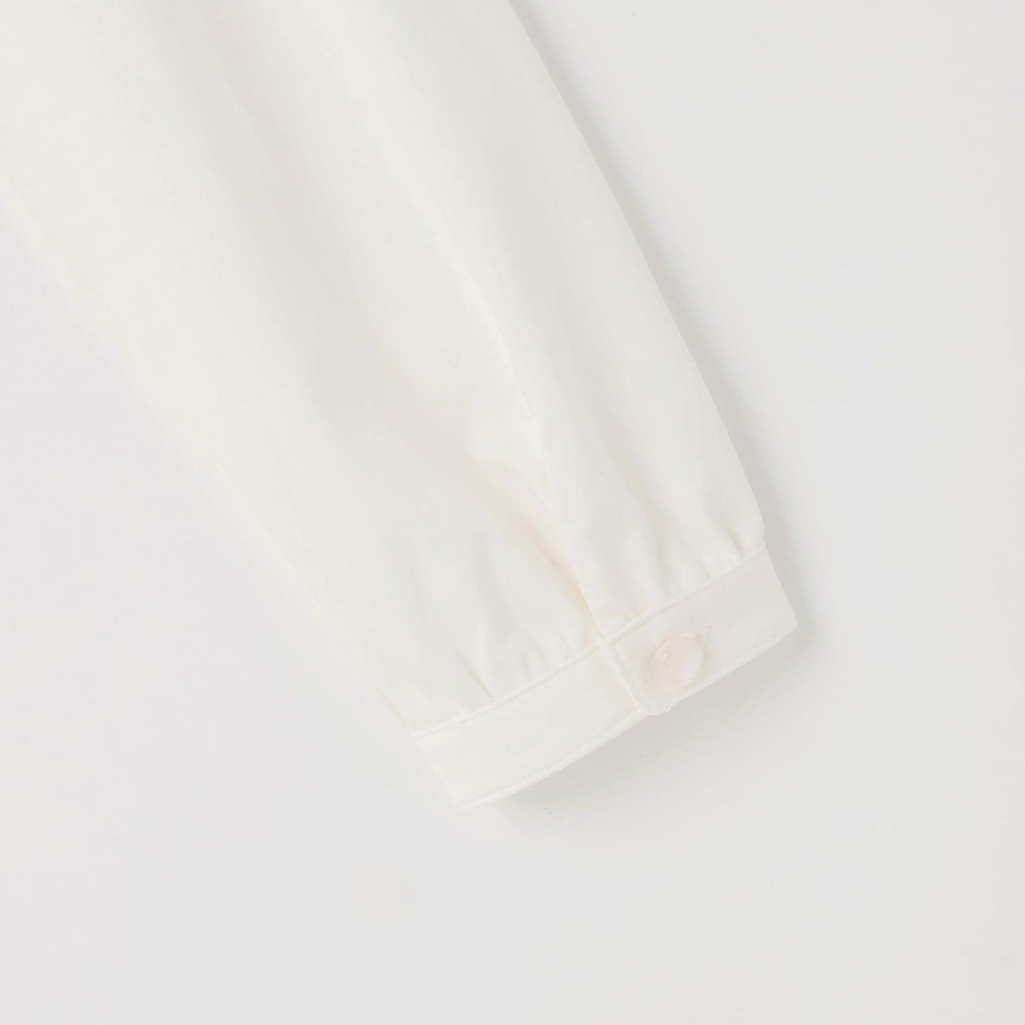 【商品】【畢業服】【絲光處理】圓領剪裁襯衫