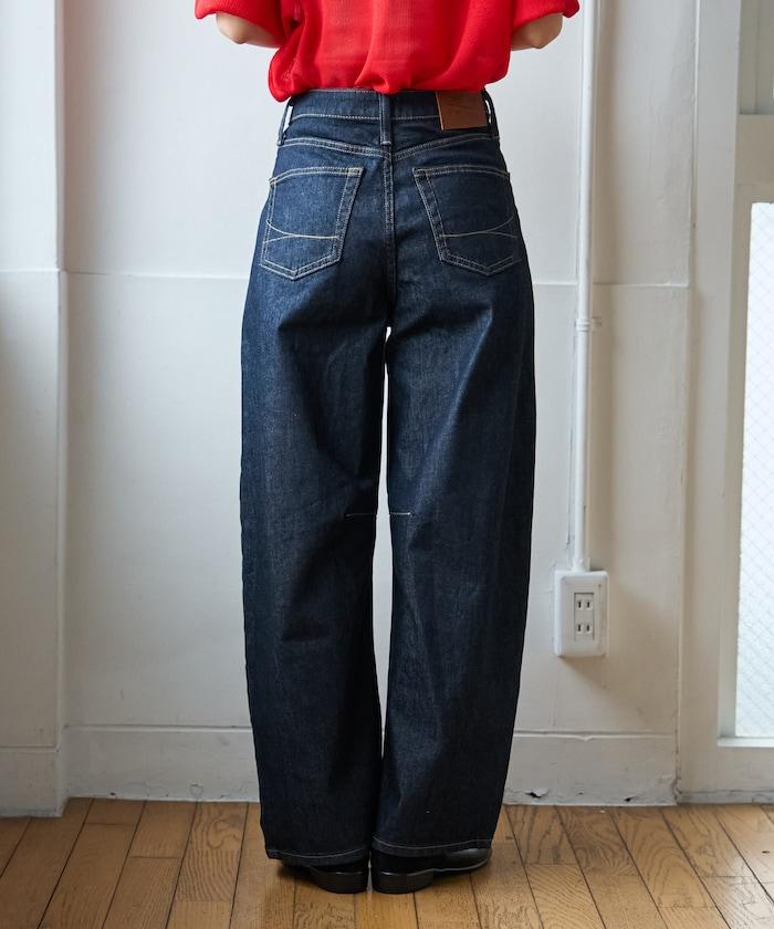 聯名 TUCK CURVE WIDE 牛仔褲
