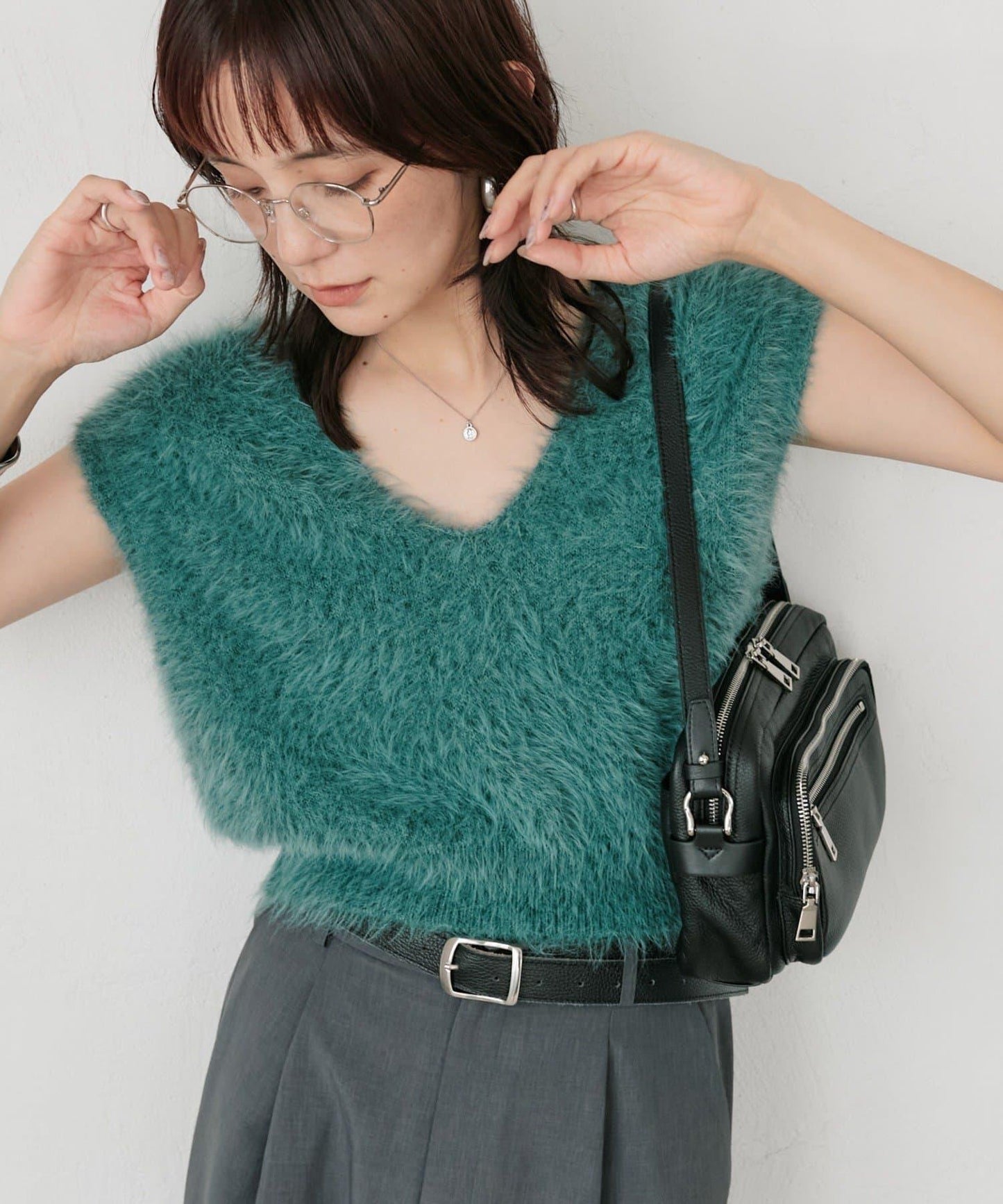 羽毛短款馬甲