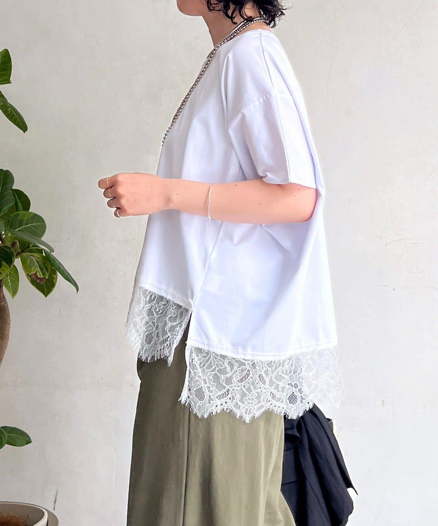 蕾絲蝙蝠袖套頭衫