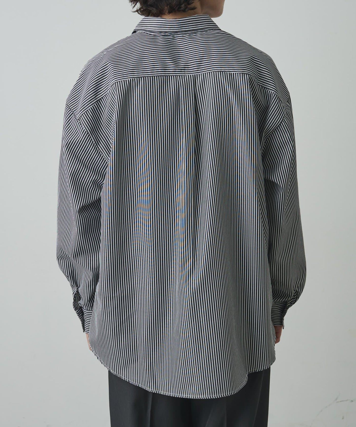 刺繡長袖襯衫