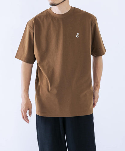 易打理 Logo貼布 T恤