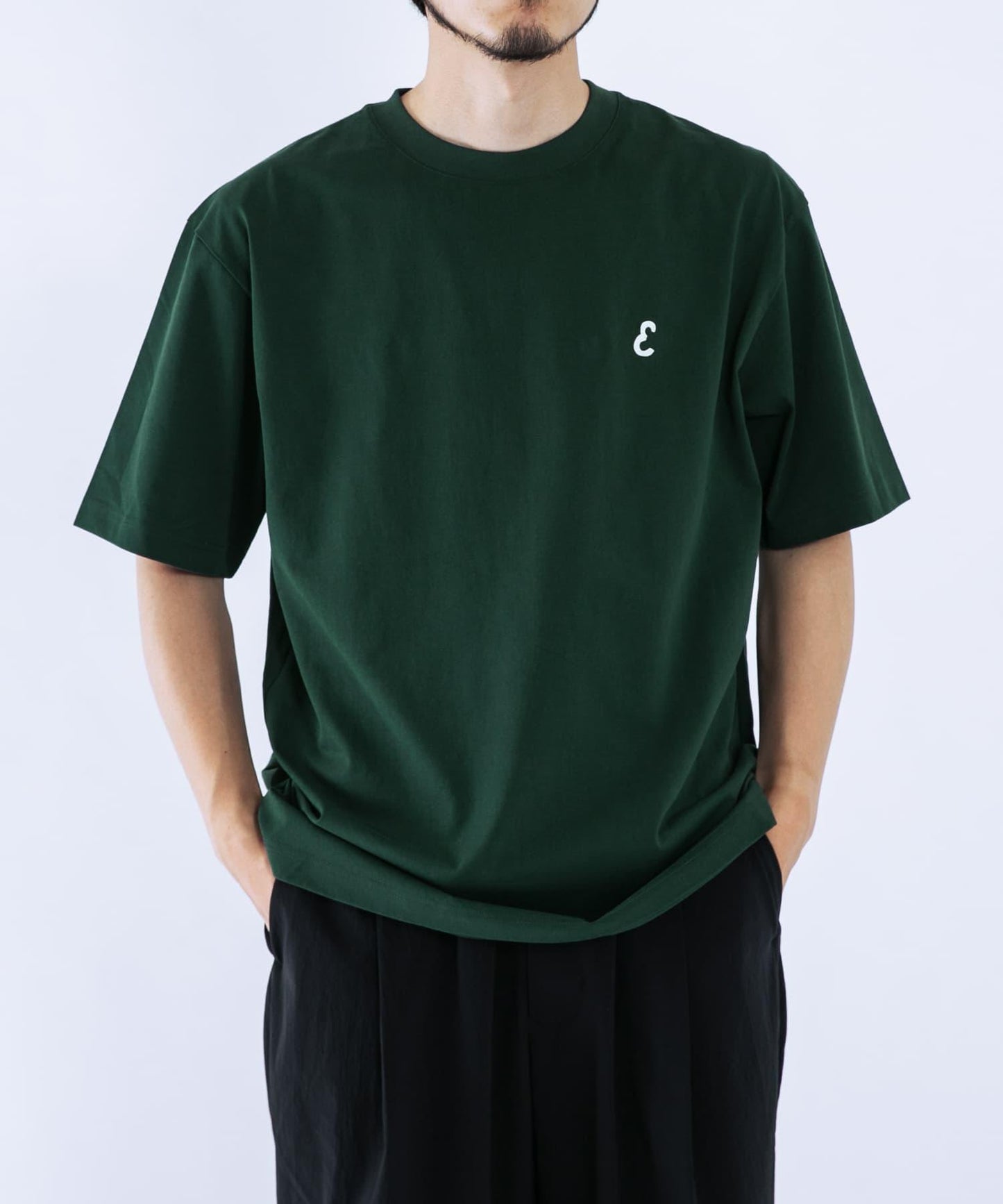易打理 Logo貼布 T恤
