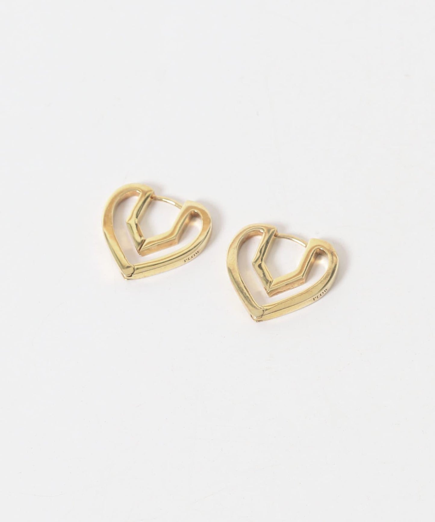 PLOW Hug Heart Hoop Pierce S
