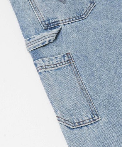 LEVI’S EXCLUSIVE EXTRA BAGGY
