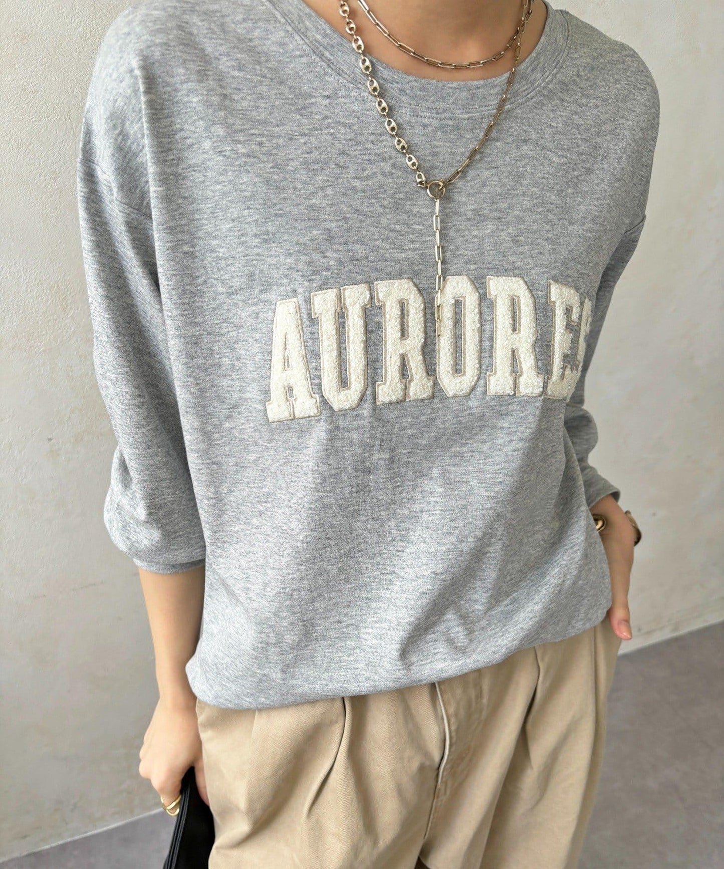 AURORES 薩加拉刺繡Logo長袖T恤
