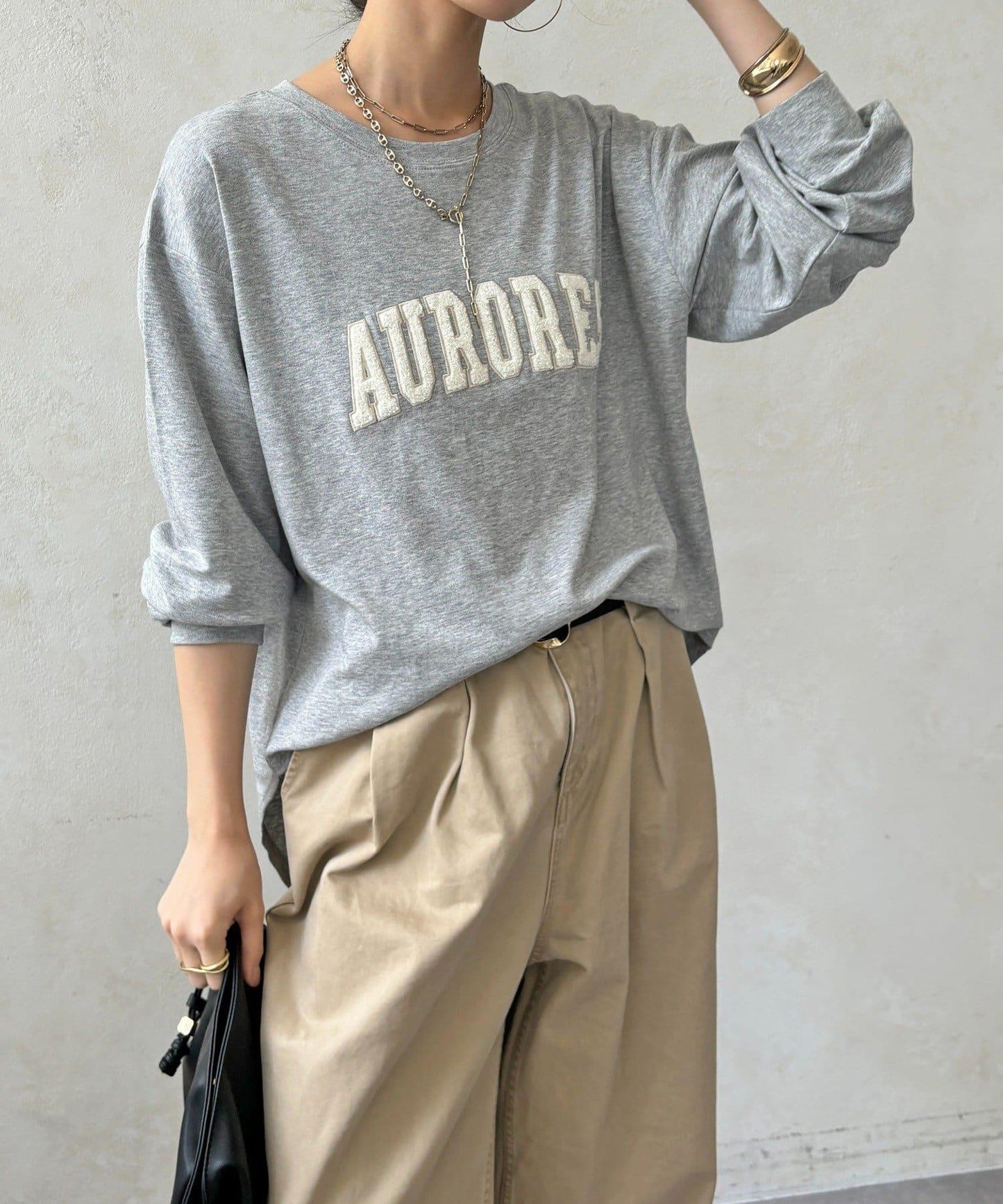 AURORES 薩加拉刺繡Logo長袖T恤