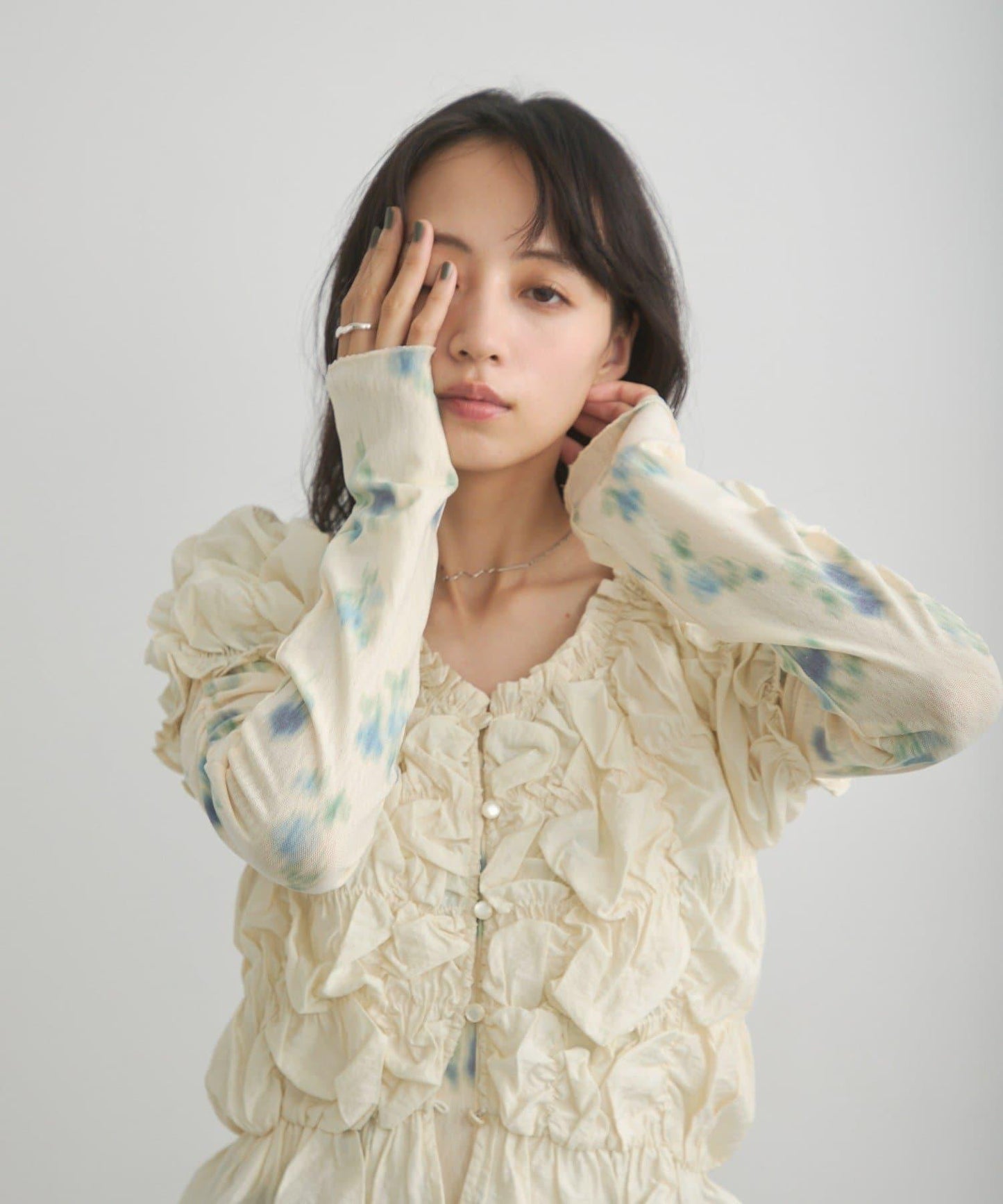 花朵印花純色 ニュアンスブルーム 上衣