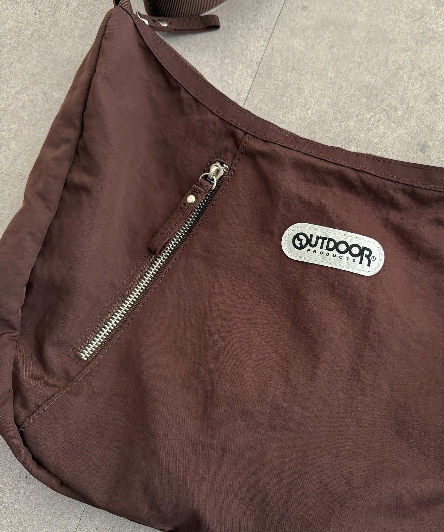 OUTDOOR PRODUCTS 尼龍斜挎包