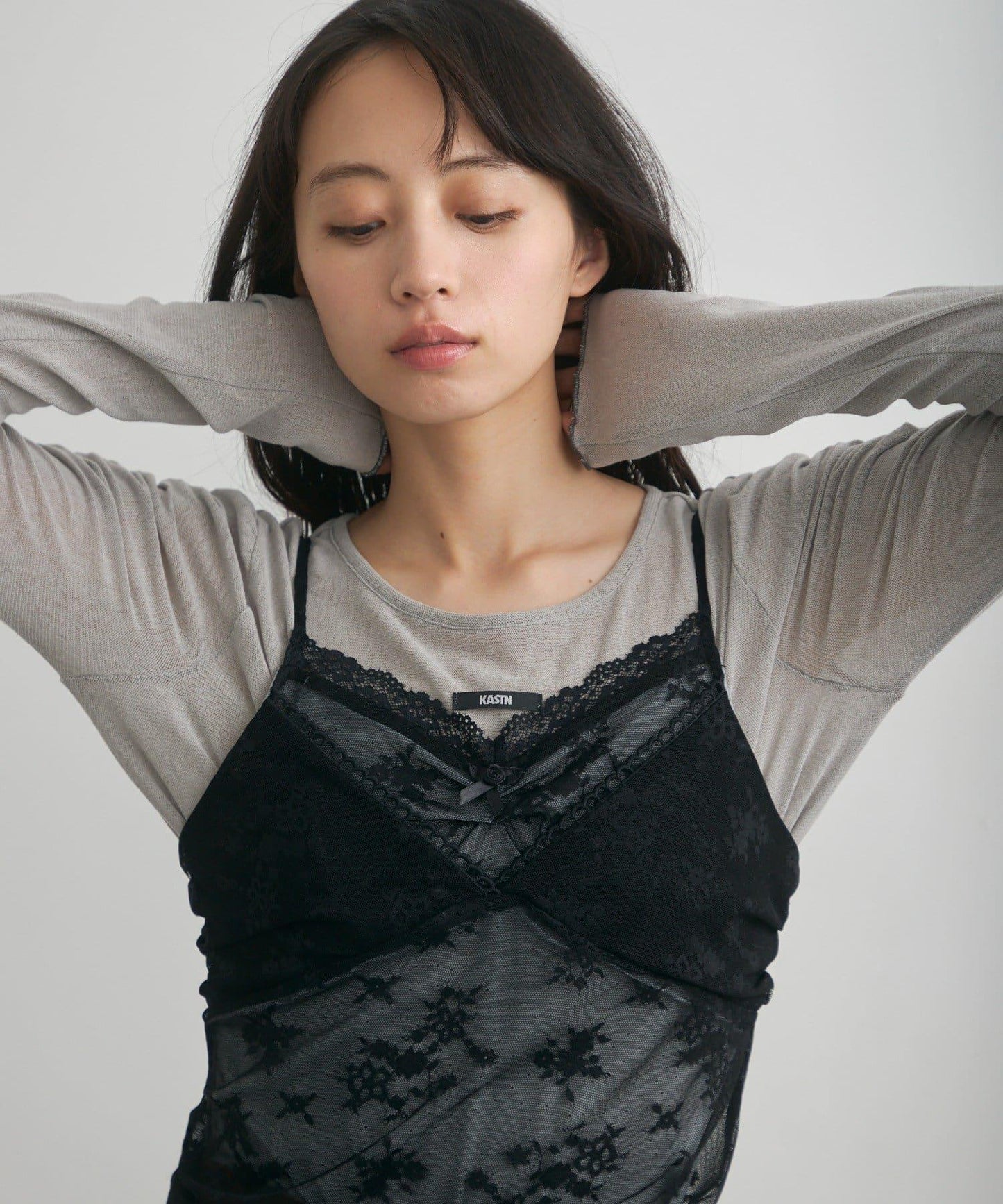 花朵印花純色 ニュアンスブルーム 上衣