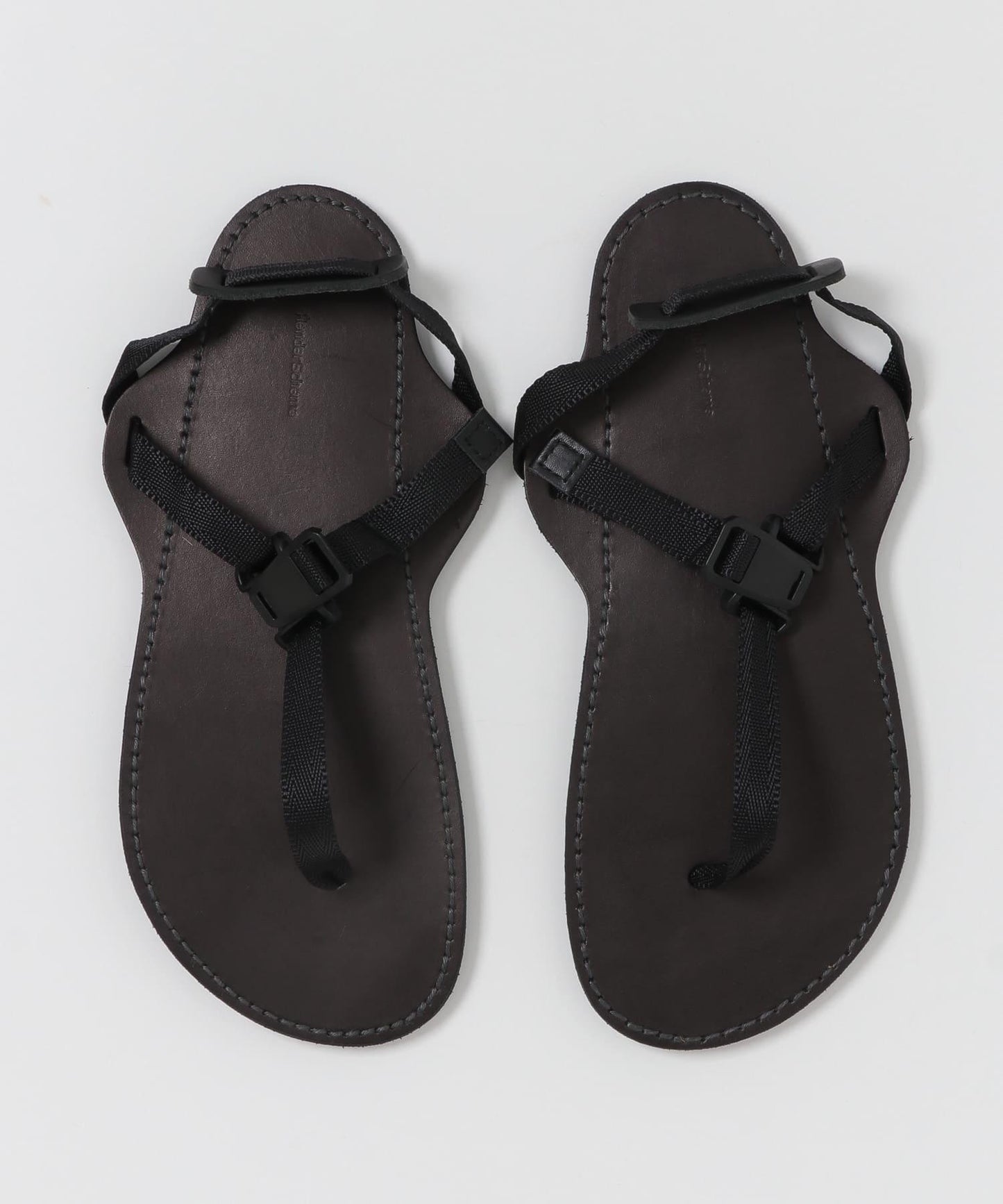 Hender Scheme device strap