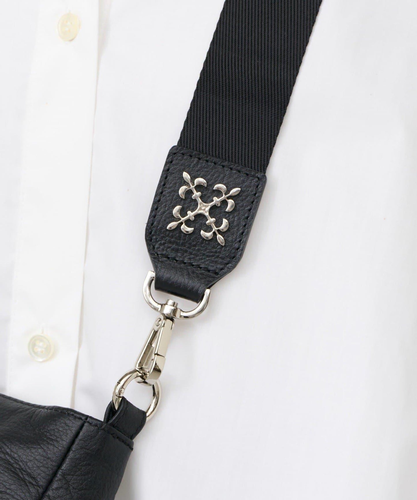 Monogram Plate 調節肩帶