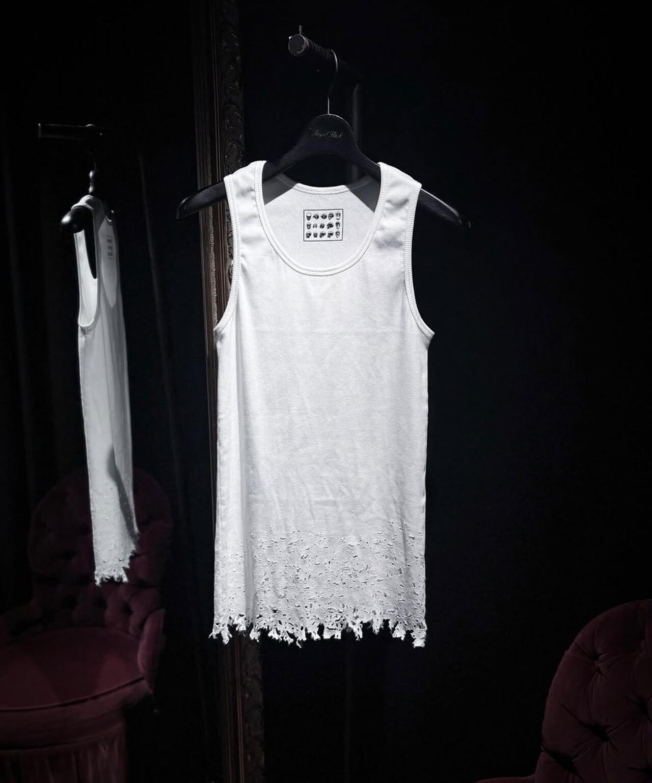 15SKULL/BROKEN TANK TOP